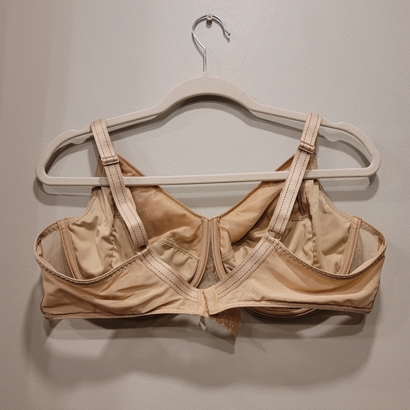 Chantelle Minimizer Underwire Nude Bra - Sz 44D US - Picture 3 of 7